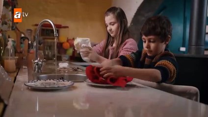 Mar Negro ( Fugitiva ) Capítulo 121 completo audio en español