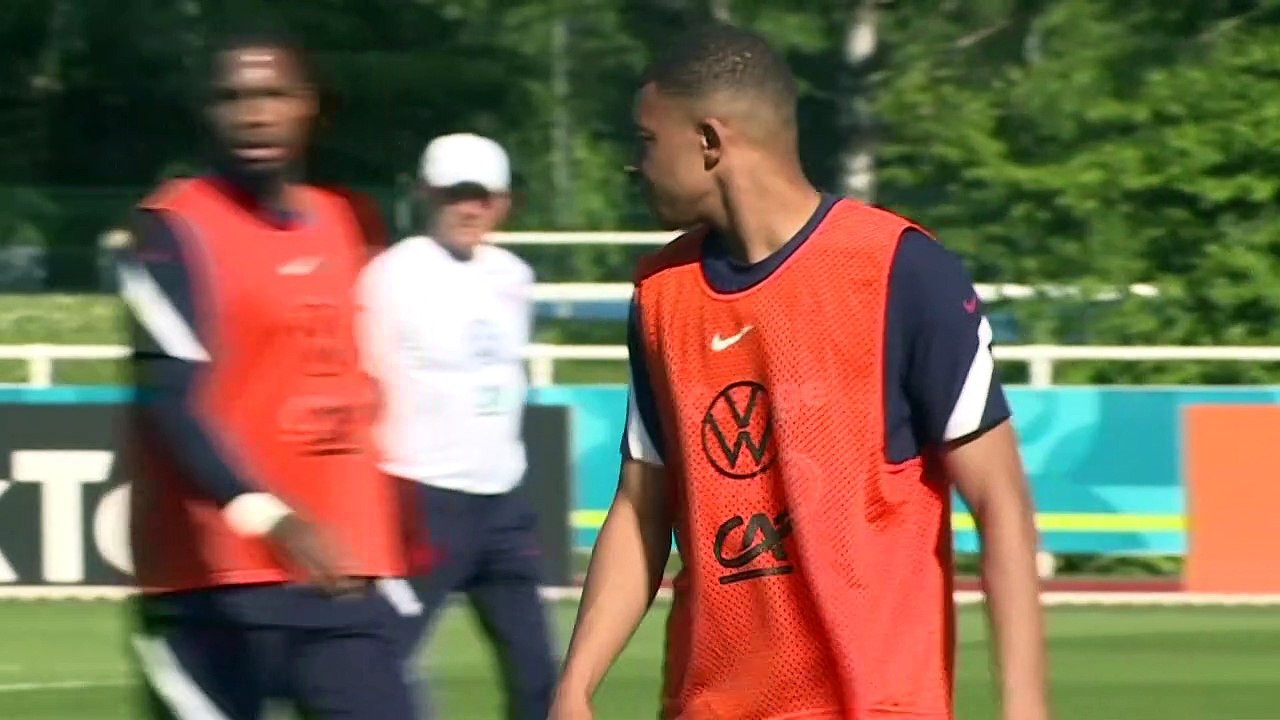 Mbappé decide seguir no PSG e decepciona Real Madrid - Vídeo Dailymotion