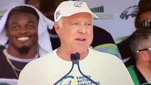 Jeffrey Lurie delivers closing remarks at Eagles Autism Challenge