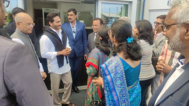 Davos లో AP CM Jagan డబ్ల్యూఈఎఫ్‌తో కీలక ఒప్పందం, వరుస సమావేశాలు | Telugu Oneindia