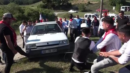 Sağdıçların şakaları damadı evleneceğine pişman etti