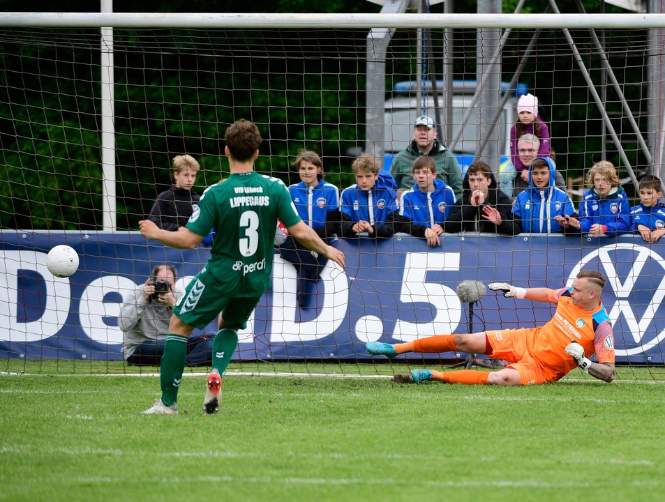 19 Tore im Finale: VfB Lübeck bezwingt dramatisch den tapferen TSB