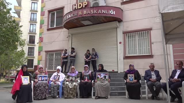 Diyarbakır anneleri evlatlarına kavuşmak istiyor