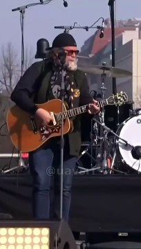 Гребенщиков перевёл 12000000 евро в фонд помощи Украине | Гребєнщиков перевів 12000000 євро Україні