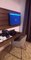 Jaaw Ketchup se coule douce dans sa suite à l'hotel 5 étoiles Palm Beach après son séjour au Qatar