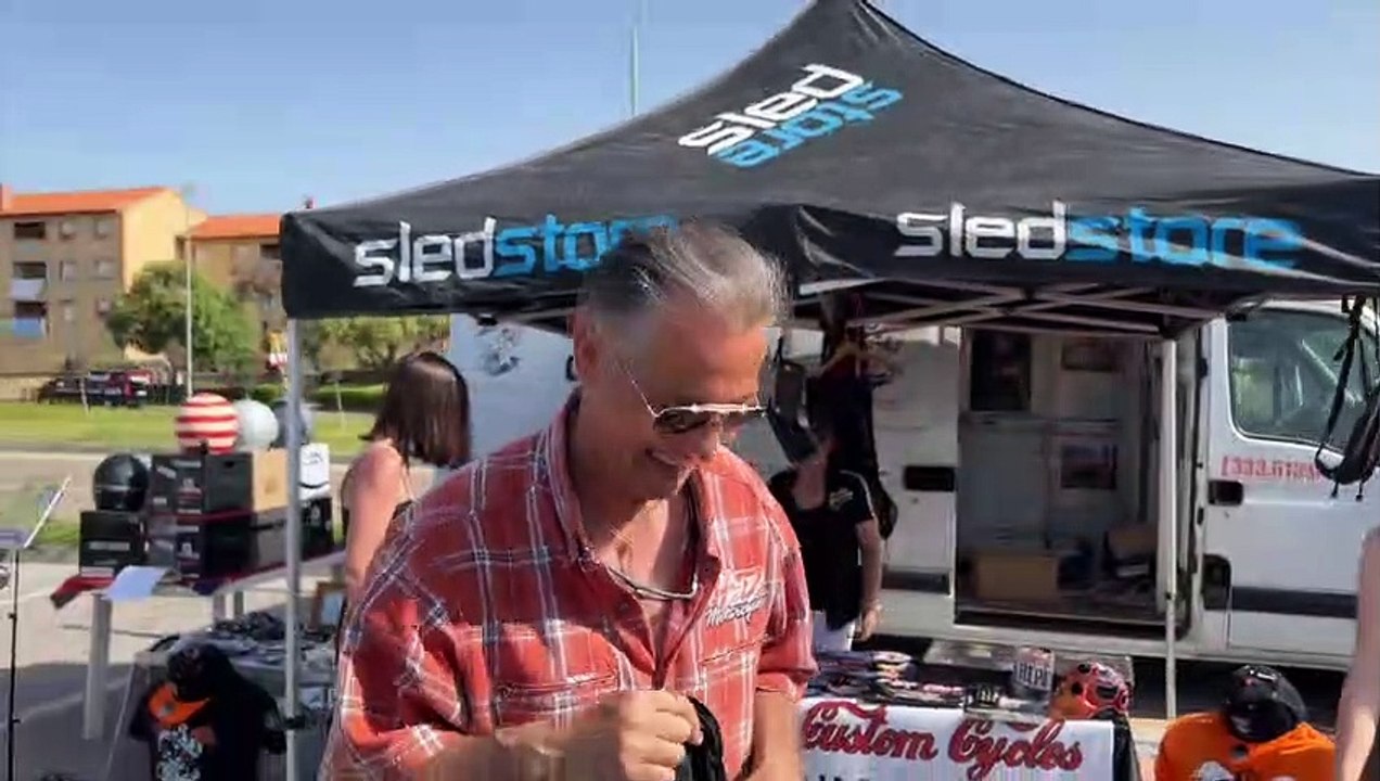 Olbia. In moto con classe: in scena “The Distinguished Gentleman's Ride”