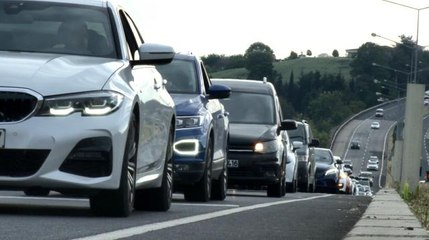 Tekirdağ-İstanbul yolunda dönüş yoğunluğu