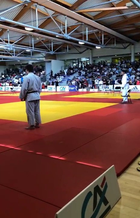 1er combat en tableau de Victor au Championnat de France 1ère div. cadets