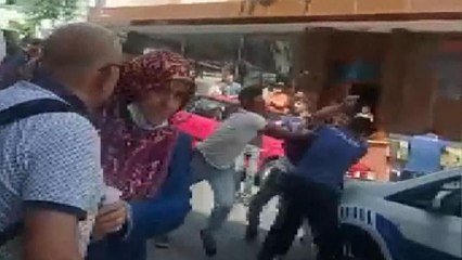 Sokak düğününde polise yumruk