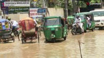 انحسار الفيضانات في بنغلادش بعد تسببها بمقتل 60 شخصاً