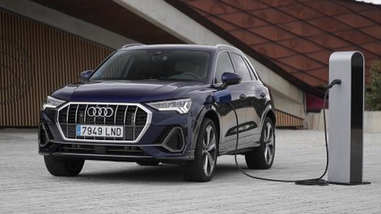 Audi Q3 45 TFSIe Design Preview