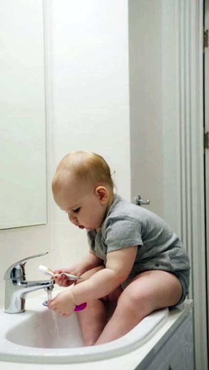 Cute baby funny video  #cutebaby # viral #kids #shorts #youtubeshorts #whatsaap_status