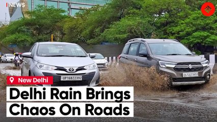 Download Video: Delhi witnesses thunderstorm, waterlogging and traffic disruption reported