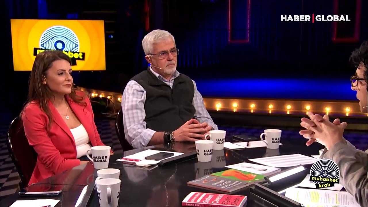 Anime ve Mangalar Gençleri Nasıl Etkiliyor? | Okan Bayülgen ile Muhabbet Kralı