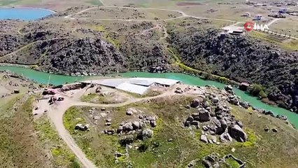 Heyecanlandıran keşif! Toprak altından 'saray' çıktı