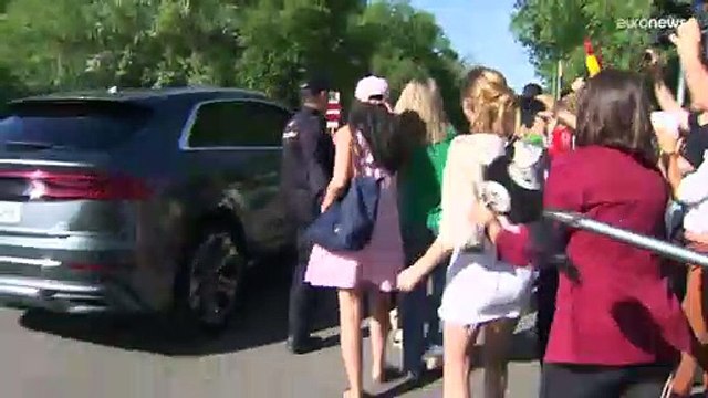 Juan Carlos I se ve con su hijo Felipe VI en Madrid antes de volver a Abu Dabi