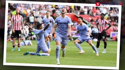 Unik!  Raphinha Lakukan Ritual  Jalan Berlutut Usai Leeds United Lolos dari Degradasi