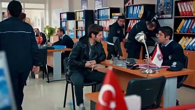 Ah Nisan ah! - Acil Aşk Aranıyor 5. Bölüm