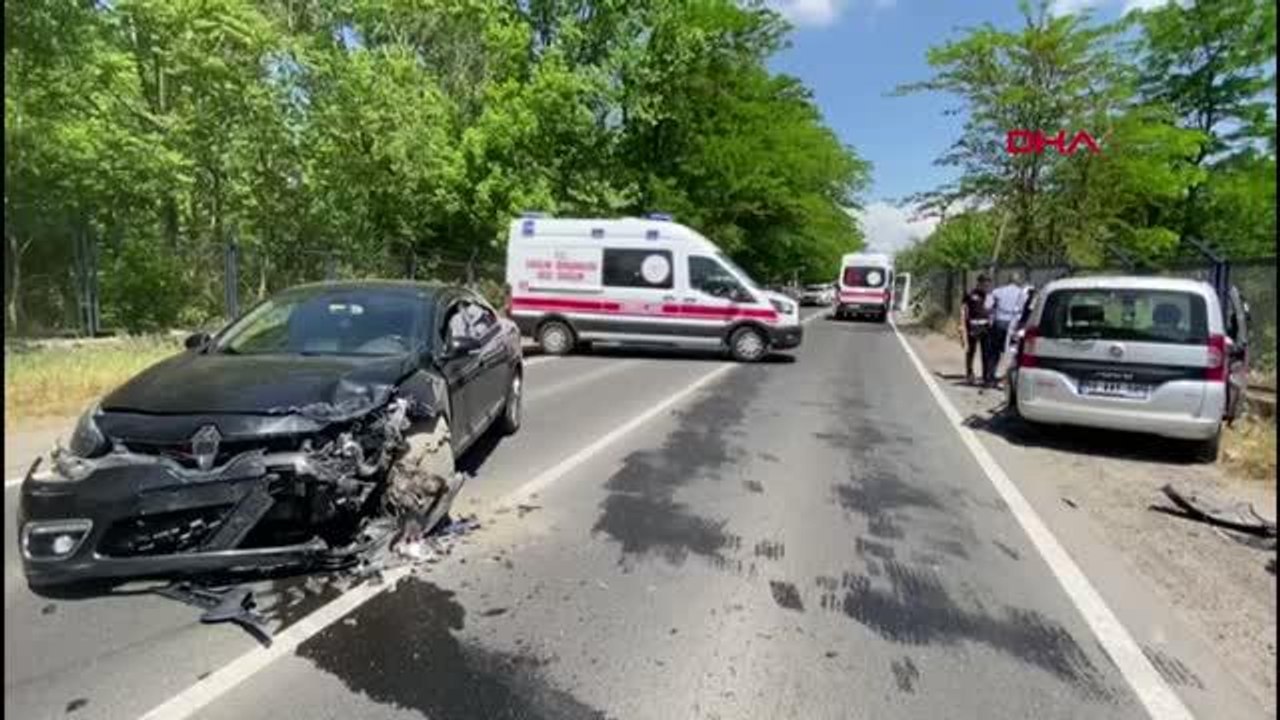TEKİRDAĞ UÇAN EVRAKI YAKALAMAK İSTEYİNCE KAZA YAPTI; ANNE İLE 3 ÇOCUĞU