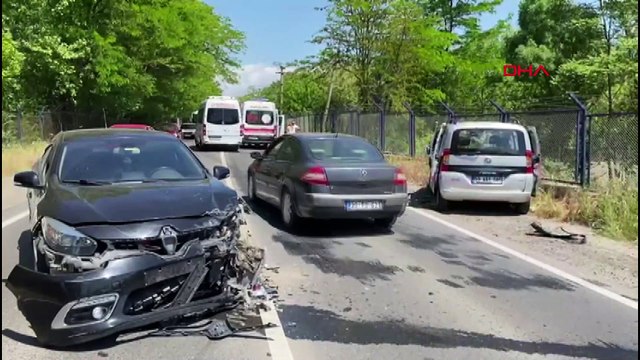 Seyir halindeyken uçan evrakı yakalamak isteyince faciaya davetiye çıkardı! Yaralılar var