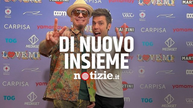 Fedez e J Ax di nuovo insieme, concerto di beneficienza in Duomo a Milano: Donate per i bambini