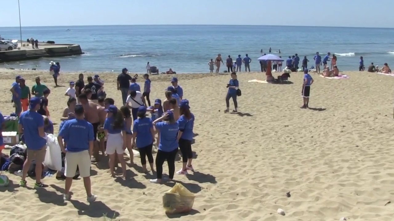 Marevivo-Bapr, raccolti 70 kg rifiuti in una spiaggia del Siracusano