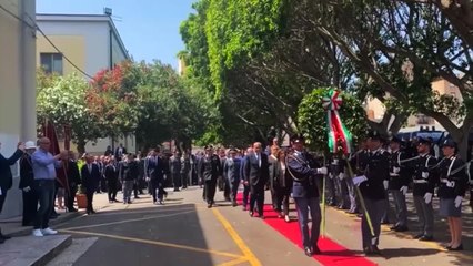 Falcone, Lamorgese depone corona d'alloro in caserma Lungaro a Palermo