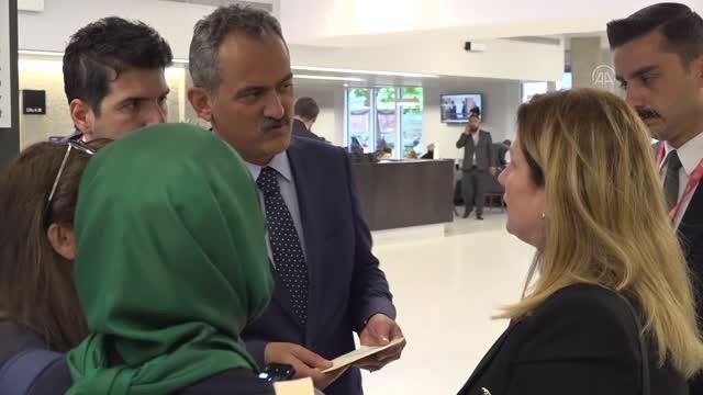 Milli Eğitim Bakanı Özer, Dünya Eğitim Forumu na katıldı (1)