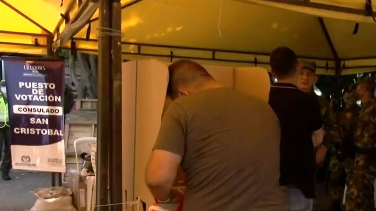 Habilitan puestos de votación en la frontera para colombianos que viven en Venezuela