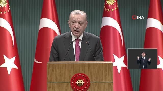 Cumhurbaşkanı Erdoğan: Milli uzay programımız çerçevesinde bir Türk vatandaşının uluslararası uzay istasyonuna gönderilmesi sürecini resmen...
