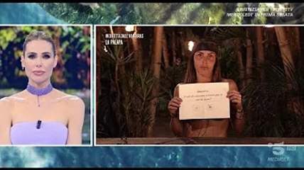 L'Isola dei Famosi, la naufraga è costretta a lasciare il gioco: "Non posso fare altrimenti" Quest'u