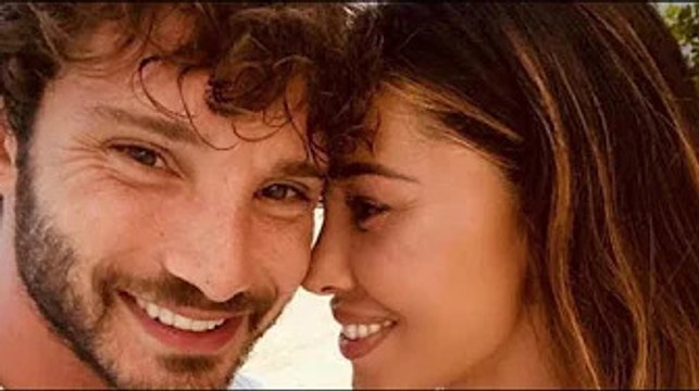 Belen e Stefano De Martino, Bebè in arrivo : il tenero annuncio della coppia