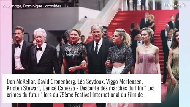 Cannes 2022 : Ana Girardot et Maggie Gyllenhaal en décolletés plongeants, Chloé Lecareux dans une robe transparente