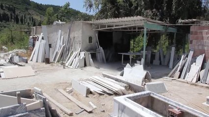 Mermer atölyesi işleten emekli polis, iş yerindeki kazada öldü