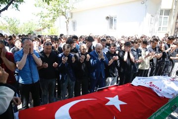 Eskişehir'de yaşamını yitiren tekvandocu son yolculuğuna uğurlandı