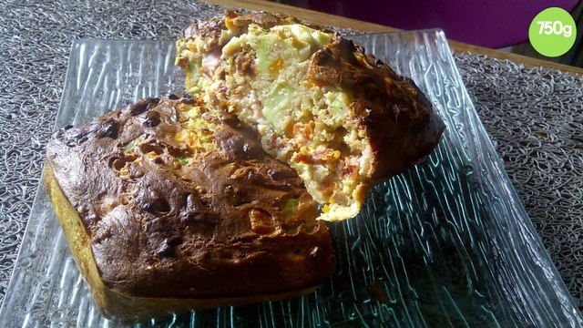 Cake complet aux légumes et fromage de chèvre