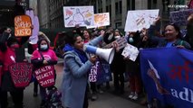 La revolución de las manicuristas en Nueva York: protestas por mejores condiciones laborales