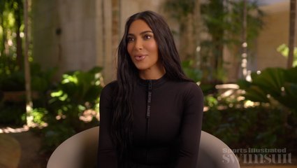 Télécharger la video: Kim Kardashian On Why It’s “Crazy” She’s Doing The Swimsuit Issue Now