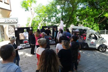 "Türk Mutfağı Haftası"nda Bursa'ya özgü tahinli pide ikramı