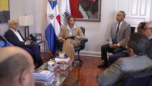Milagros Germán recibe propuestas del directivos de ADOPAE