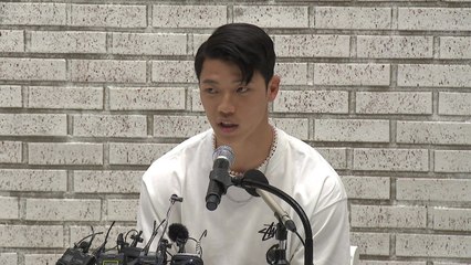 황희찬 "손흥민 선수에 자부심...더 배우고 더 발전하겠다" / YTN