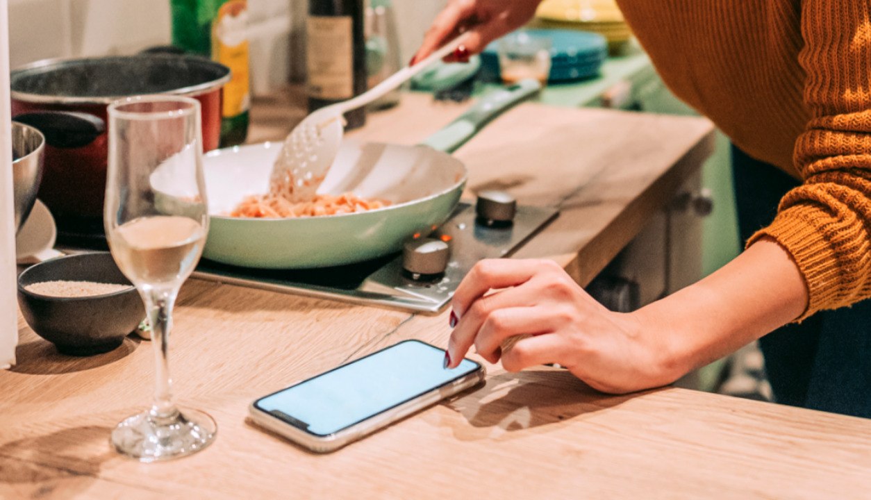 There's a New Wordle-Style Game Just for Food Words