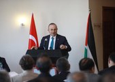 Dışişleri Bakanı Çavuşoğlu, Filistin'de Türkiye Mezunları Derneği üyeleriyle buluştu