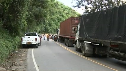 La dramática situación que viven conductores y habitantes tras cierre de La Línea