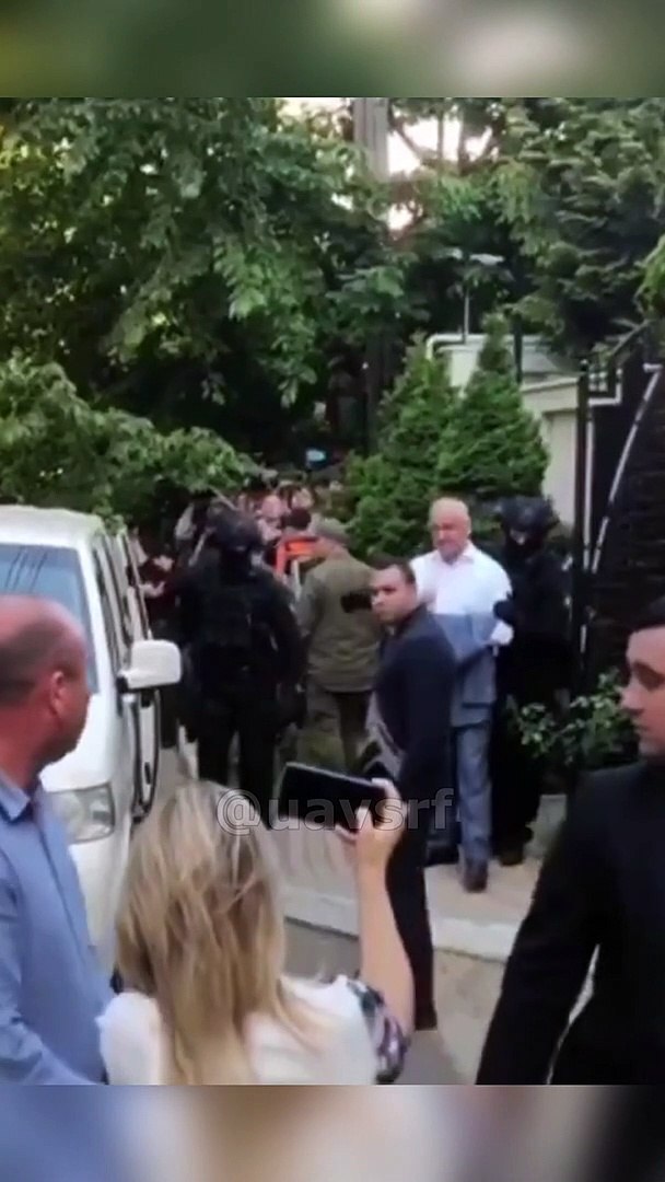 ⁣В Молдове задержан бывший президент Игорь Додон | У Молдові затримано колишнього президента Додона