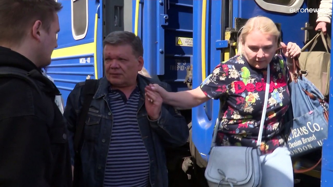 Ein bißchen Normalität im Krieg: Charkiws U-Bahn nimmt ihren Betrieb wieder auf