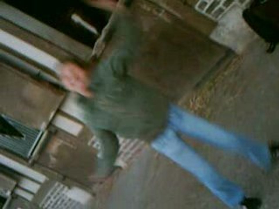 CLIP0089