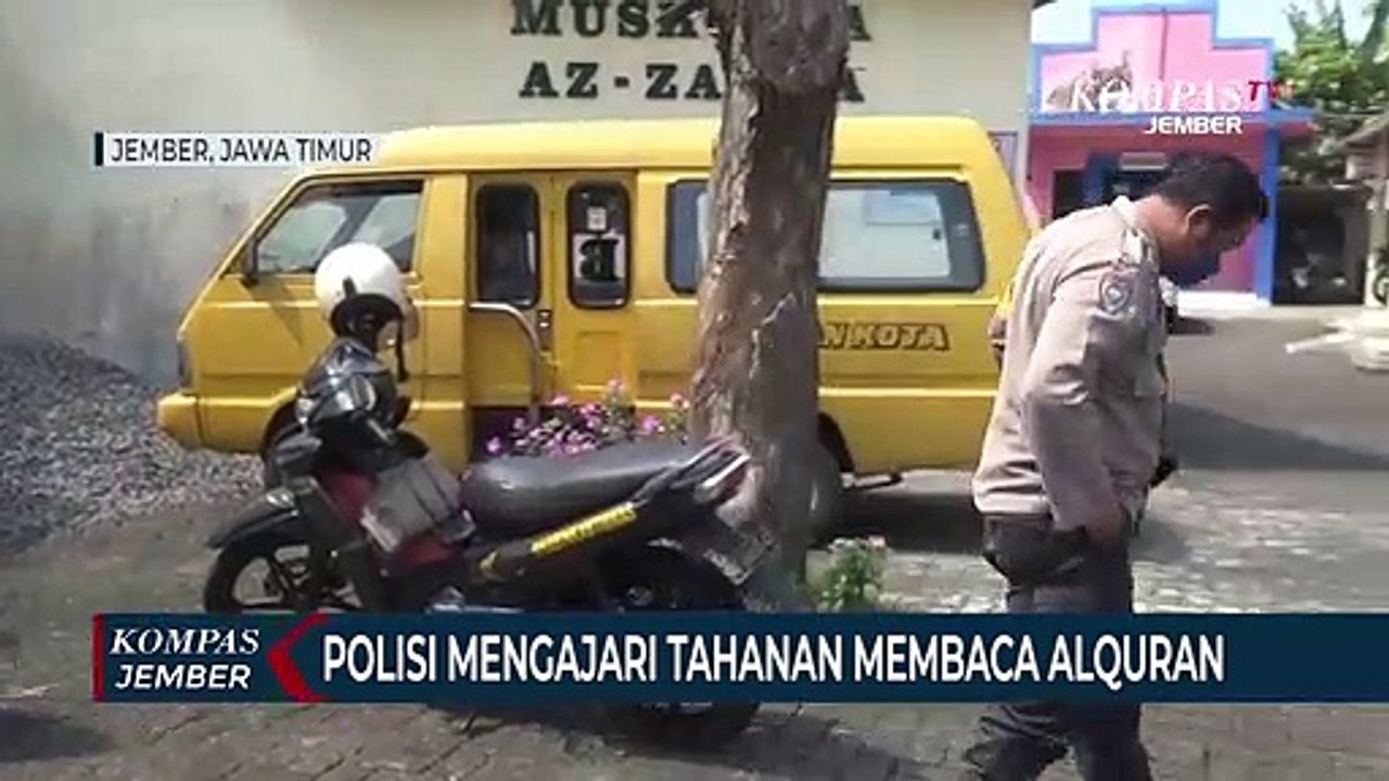 Polisi di Jember Mengajari Tahanan Membaca Alquran