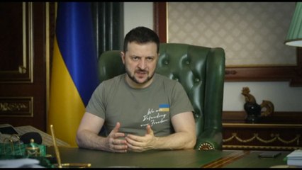Zelensky: armi a Kiev sono investimento per stabilità del mondo