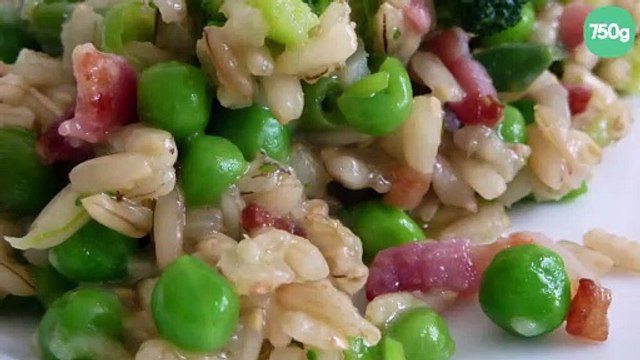 Risotto petits pois, fèves et lardons